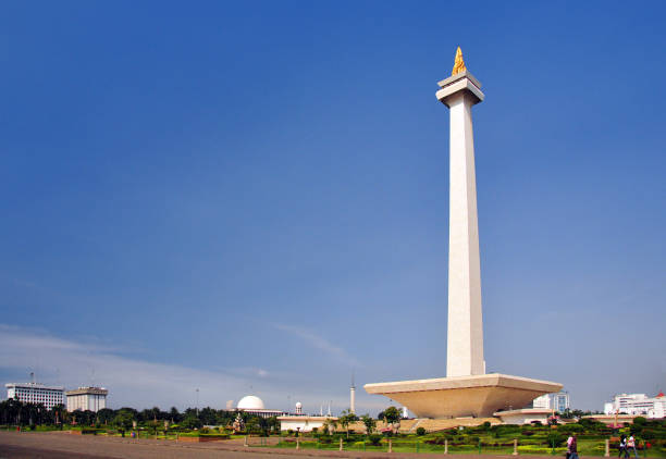 Ilustrasi, masyarakat yang akan menghadiri doa dan zikir kebangsaan di Monas, Jakarta Pusat, Sabtu (1/8/2026). Foto: Istock @mtcurado