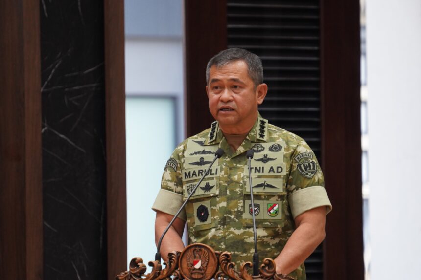 Kasad Jenderal TNI Maruli Simanjuntak usai penandatanganan Komitmen Bersama di Aula Jati Kusumo, Markas Besar Angkatan Darat (Mabesad), Jakarta, Jumat (7/8/2026). Foto: Dispenad