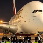 Airbus A380 Emirates mendarat perdana di Bandara Soekarno-Hatta. Foto: Tangkapan layar/ipol.id