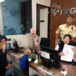 Situasi saat kejadian berlangsung di kantor FIF Tangerang City. Foto: Dok kisikisi.co